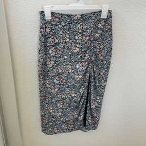 Cute floral midi skirt with slit